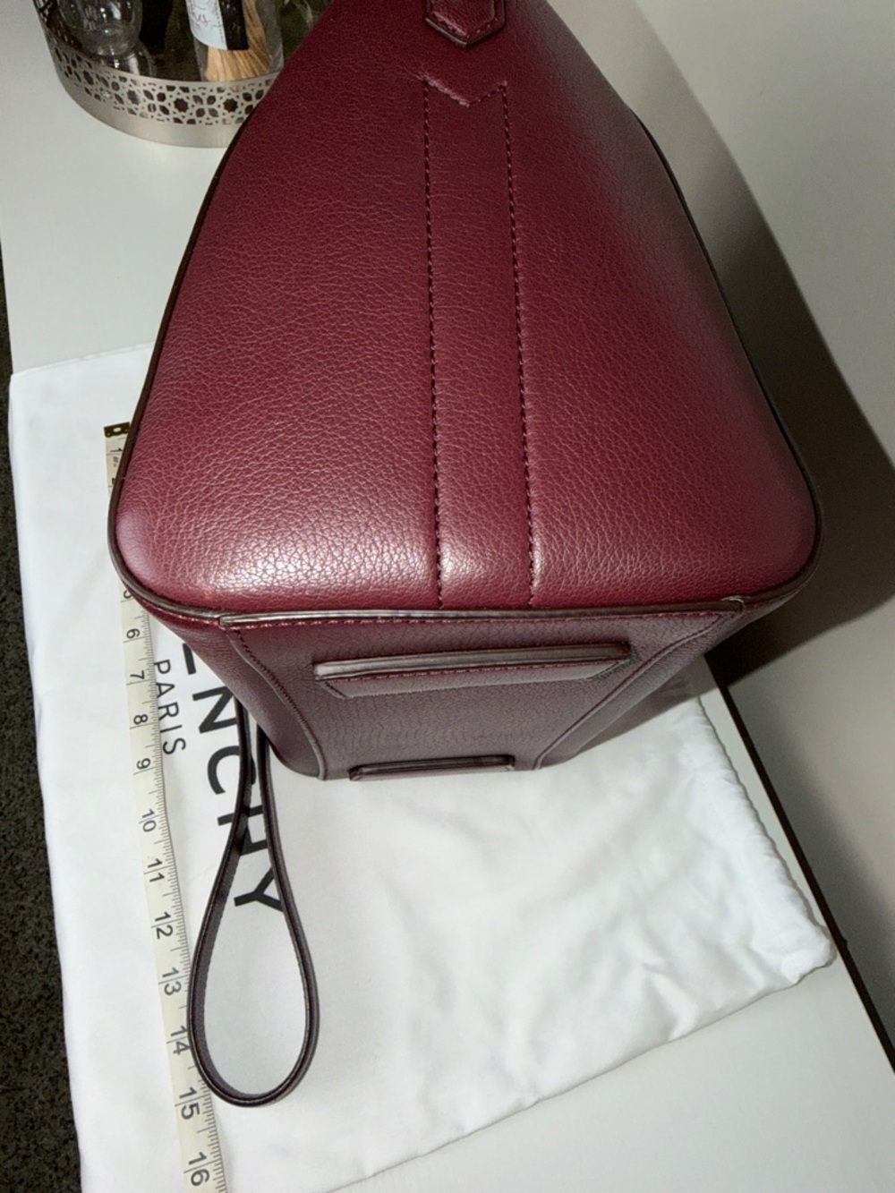 Authentic Givenchy Antigona small Sugar Satchel with Detachable Strap - Picture 12 of 13